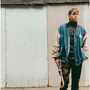 Meet your Posher, Bruce